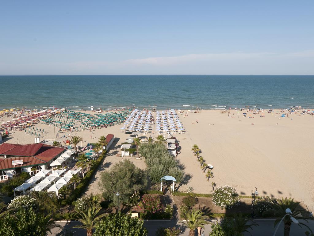 Hotel Eden Альба-Адриатика Экстерьер фото